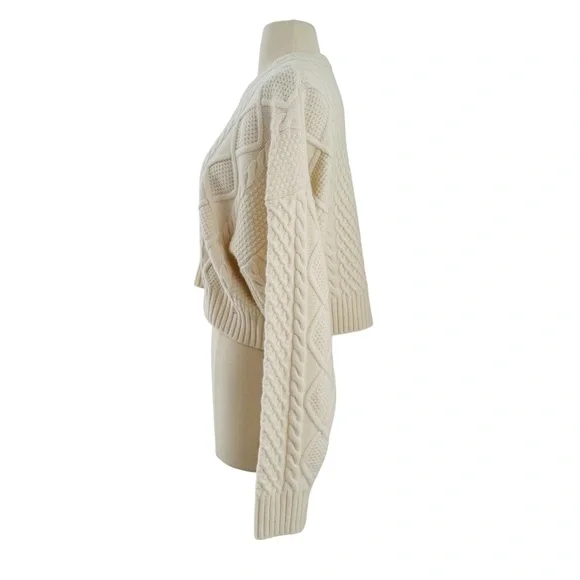 Aritzia Sunday Best Peggy Cropped Sweater - Picture 7 of 12